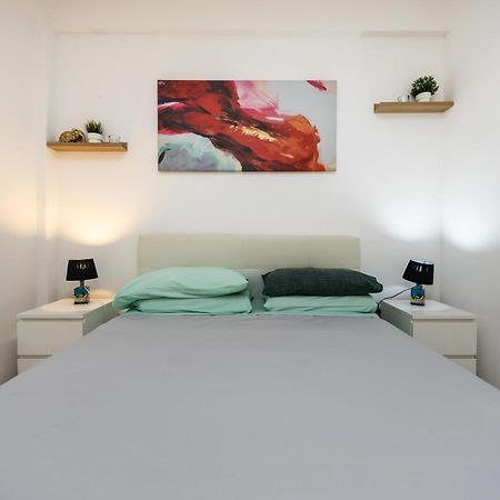 Lotus - Appartamento Sul Mare A Ostia Con Giardino Relax מראה חיצוני תמונה
