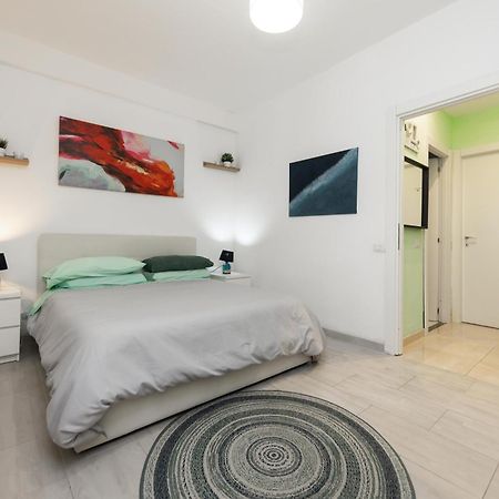 Lotus - Appartamento Sul Mare A Ostia Con Giardino Relax מראה חיצוני תמונה
